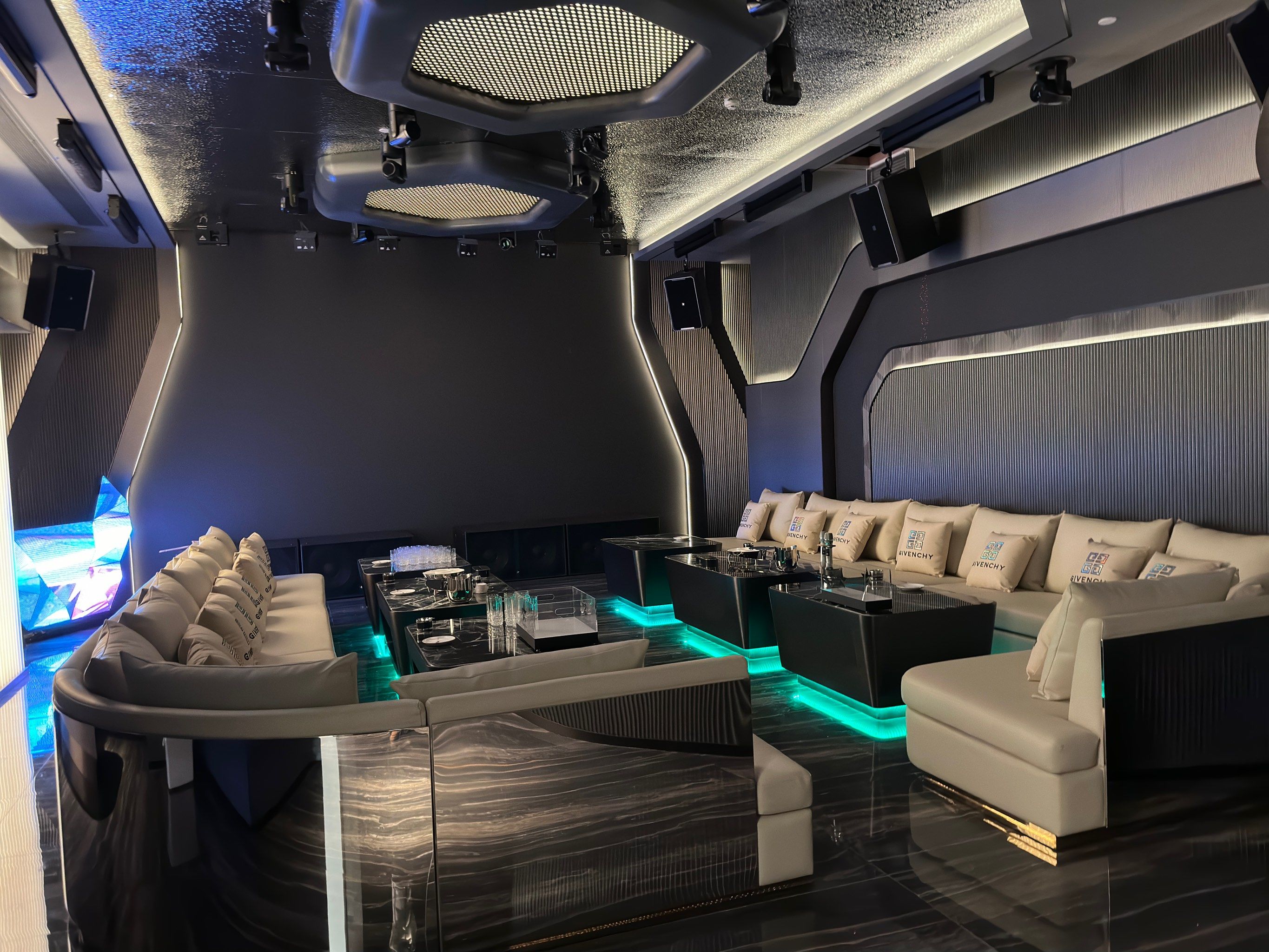 桂林商务ktv中低端区别解析-叠彩区ktv预订